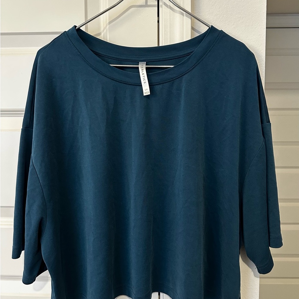 Fabletics Teal Short Sleeve Boxy Top
